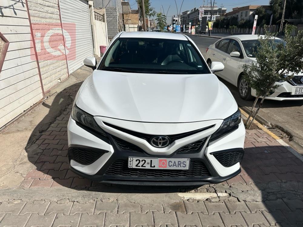 تۆیۆتا کامری